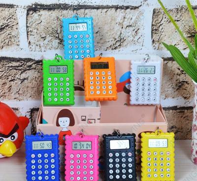 義烏手表工廠(chǎng)頑皮孩計(jì)算器鑰匙扣表學(xué)生腕表創(chuàng)意禮品